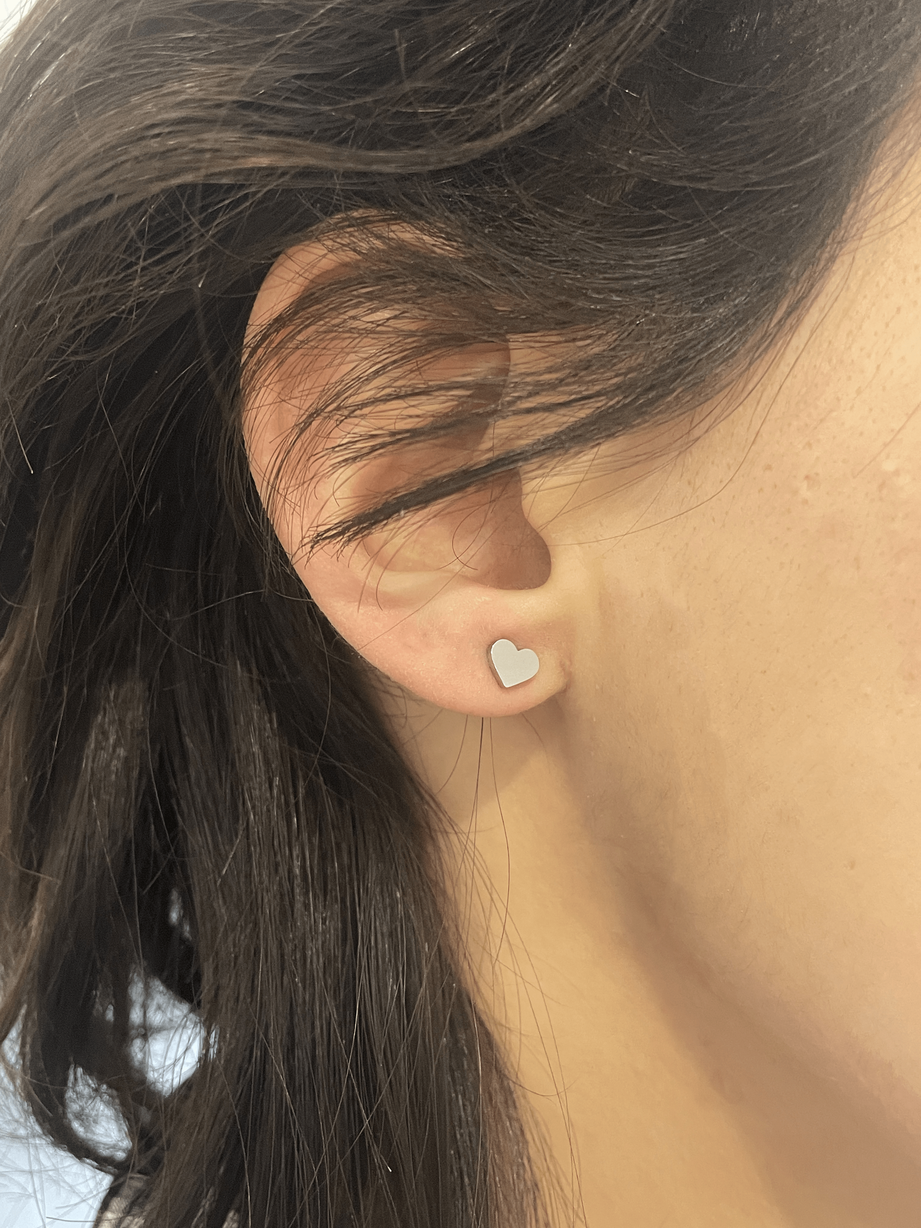 Boucles d'oreilles, puces d'oreilles Co88 France en acier inoxydable argenté, motif cœur