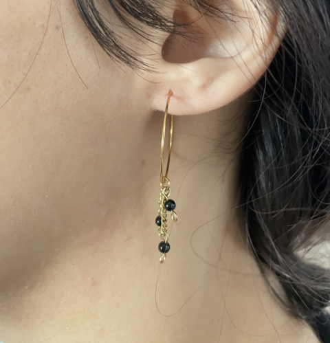 Boucle d'oreille pendante/créoles Co88 France en acier inoxydable doré et pierres naturelles noires