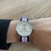 Montre Co88 France en acier inoxydable argenté et tissu de couleur, cadrant blanc