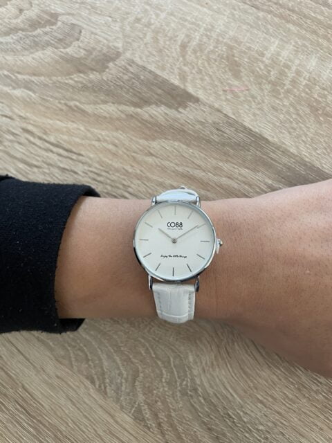 Montre Co88 France en acier inoxydable argenté et cuir blanc, cadrant blanc