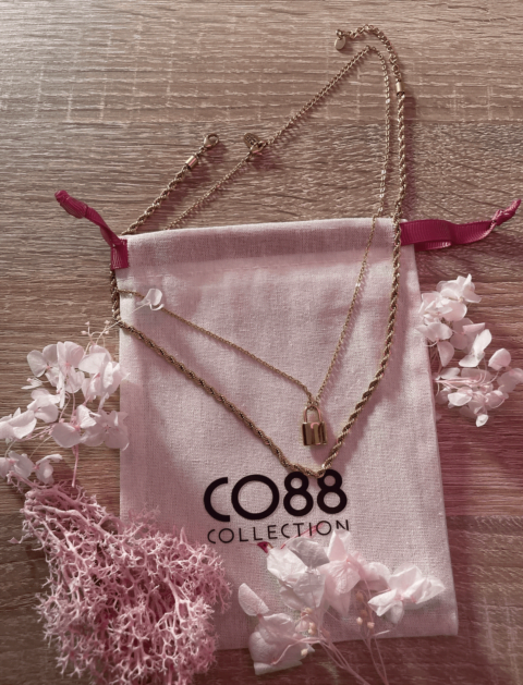 Composition collier Co88 France en acier inoxydable doré, maille et charms cadenas