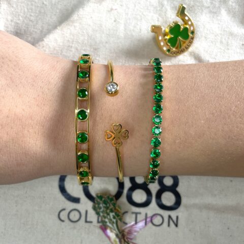 Composition verte bijoux Co88 France en acier inoxydable doré et jonc pierres naturelles