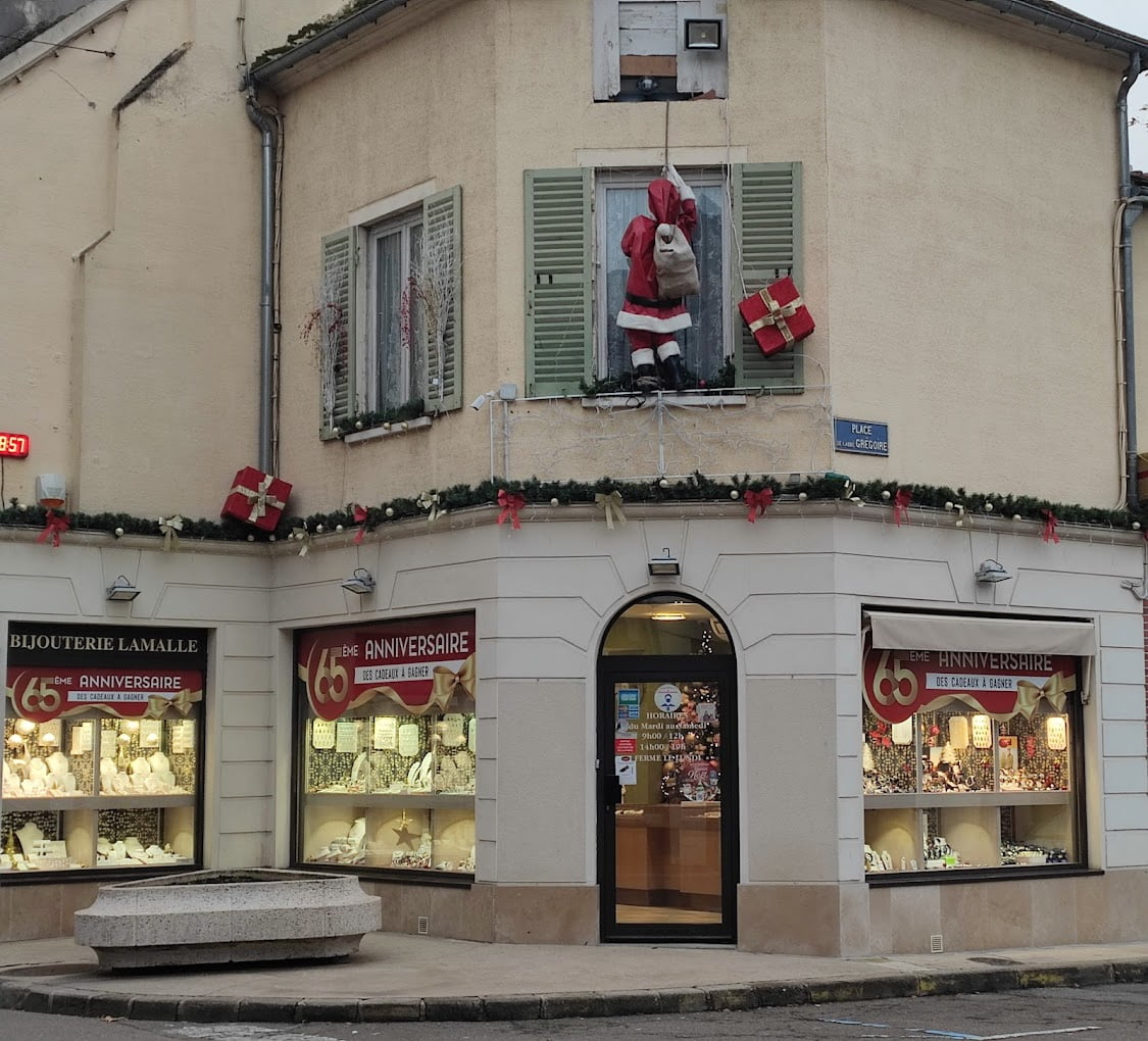 Devanture bijouterie LA MALLE BIJOUTERIE