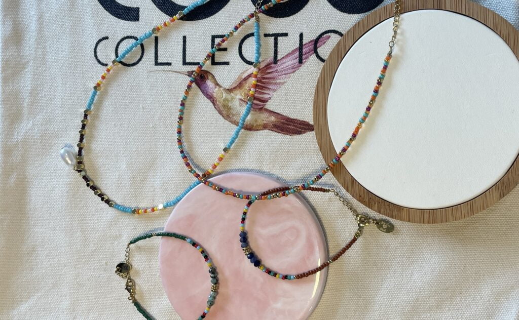 Les indispensables bijoux des beaux jours.
Colliers et bracelets colorés Co88France