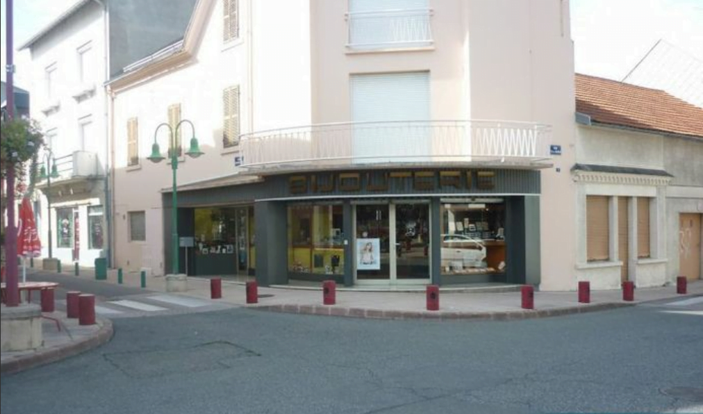 Devanture bijouterie OR ET PILE