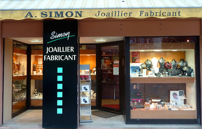 Devanture bijouterie Alain Simon