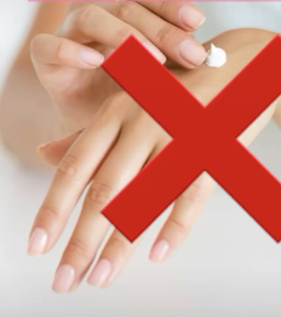 Ne pas mettre de crème sur les bijoux