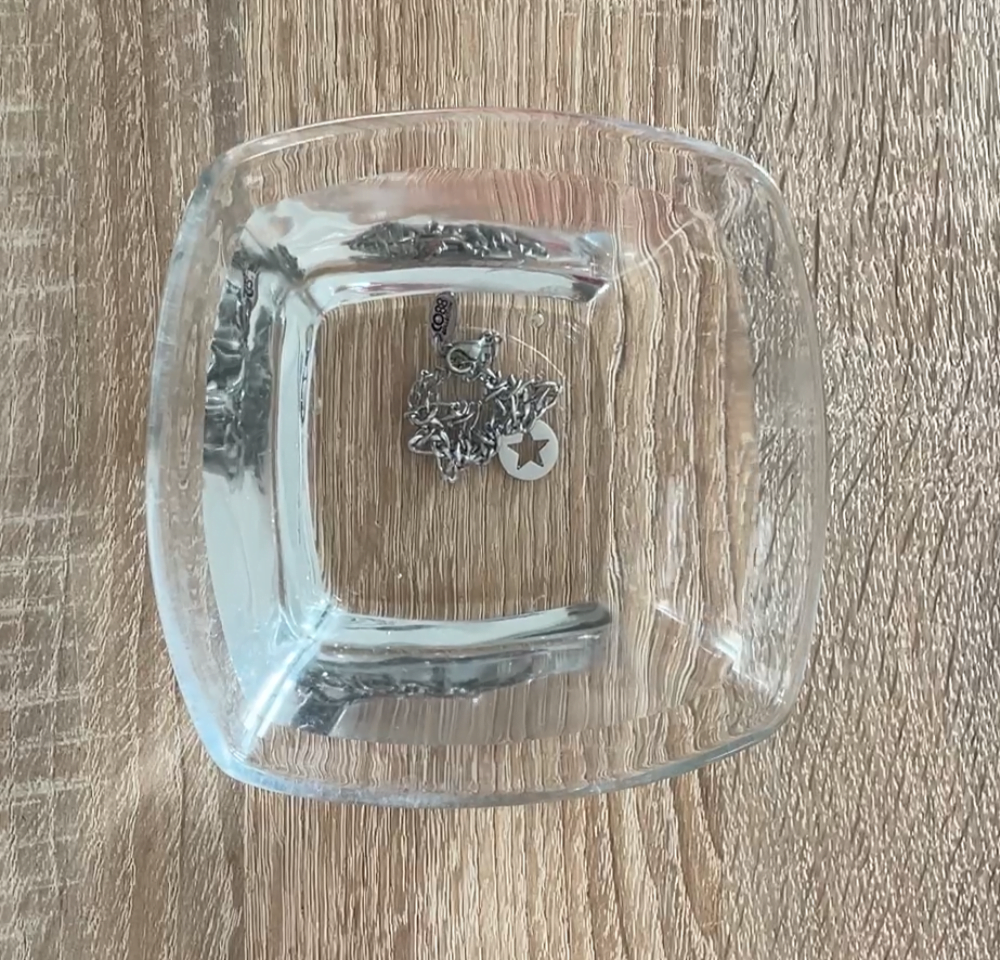 Les bijoux en acier inoxydable sont résistant à l'eau